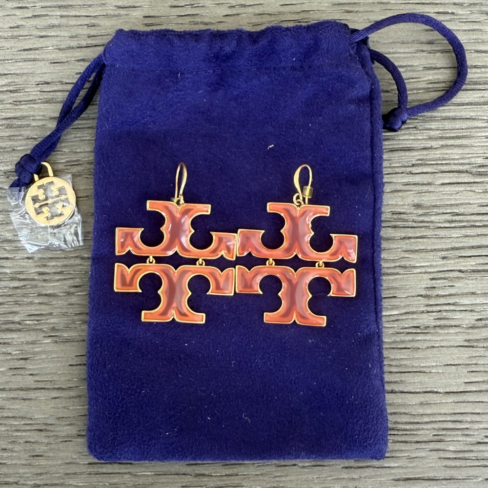 NWOT Tory Burch Double Logo Transparent Pink Drop Earrings
